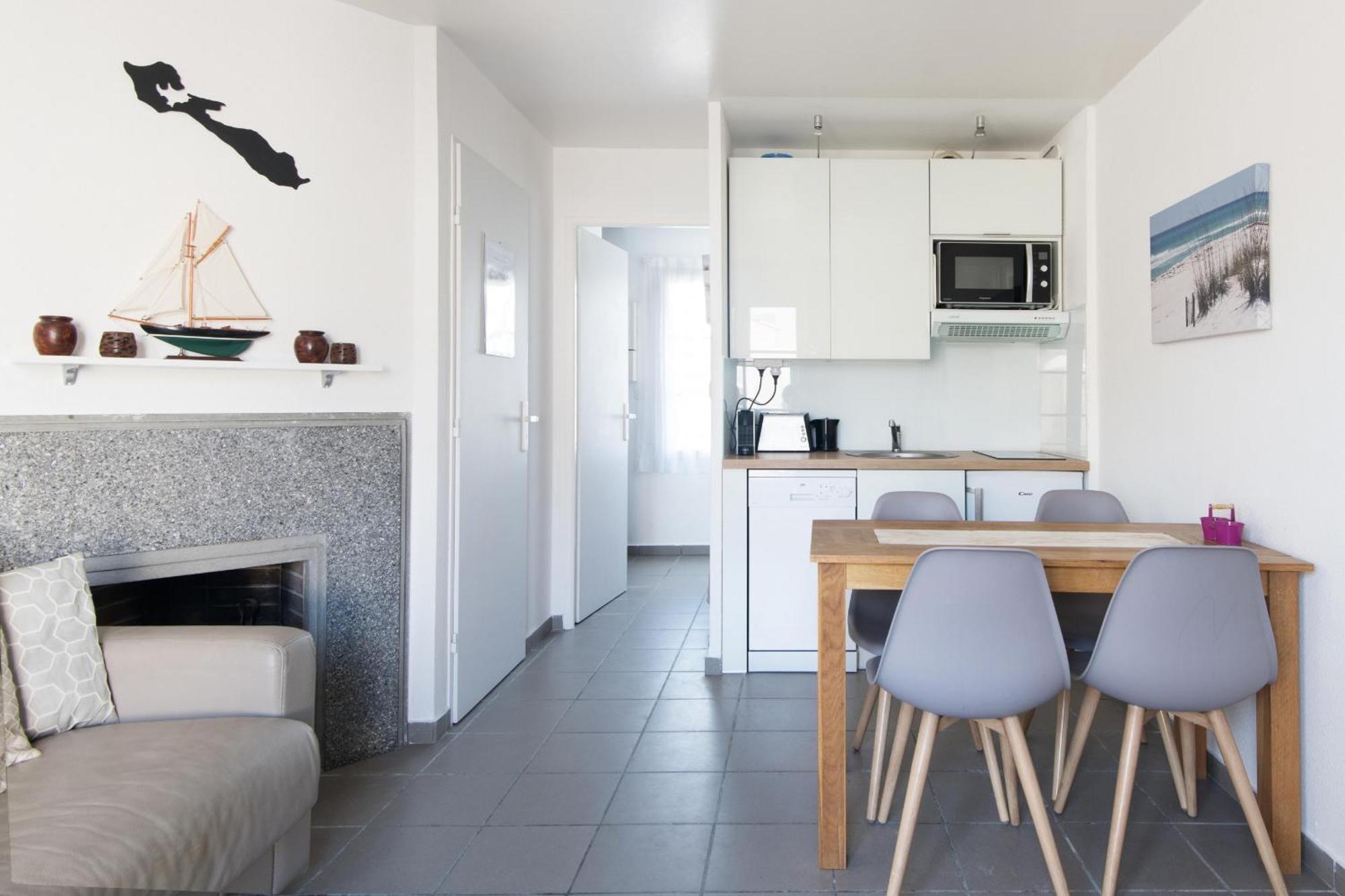 Appartement Valene La Flotte Bagian luar foto